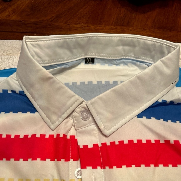 SHEIN Men’s XL Striped Short Sleeve Button Down Shirt - Picture 2 of 5